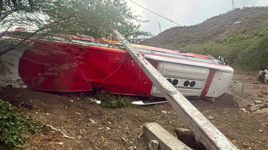 Una mujer y un hombre mueren en accidentes de tránsito registrados en el sur del país Una mujer y un hombre mueren en accidentes de tránsito registrados en el sur del país
