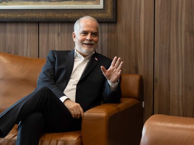 Alejandro Fernández W: Quiero aportar a la educación superior
