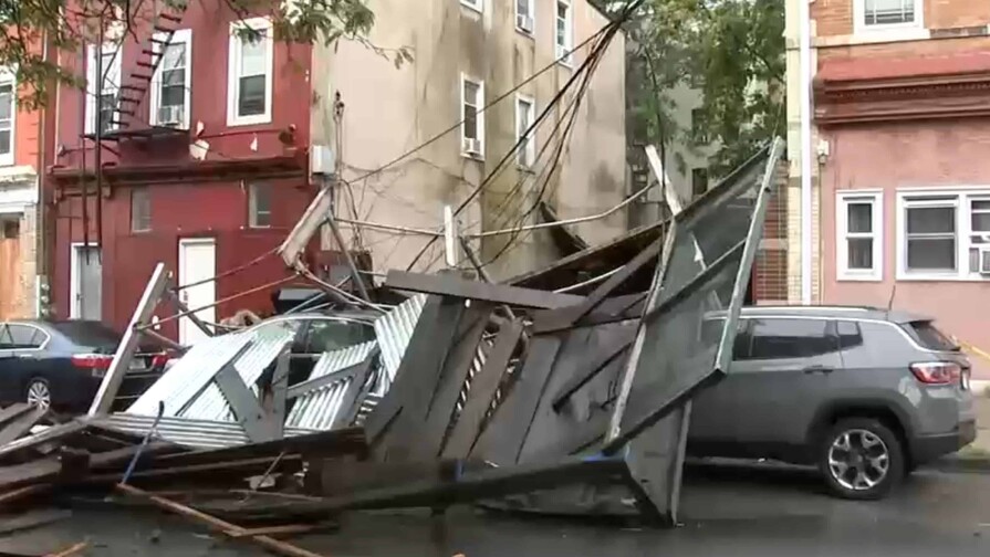 Se derrumba edificio en construcci&oacute;n en Nueva York