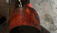 Un menor muere y al menos ocho personas resultan heridas por explosi&oacute;n de tanque de gas