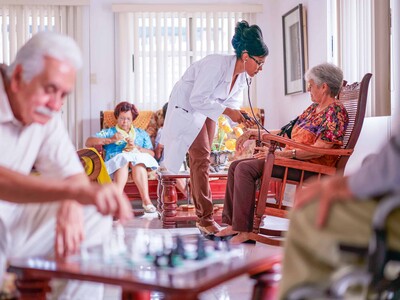 Conape tenía a 15 empleados públicos en programa Familias de Cariño