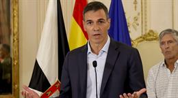 Tras los incendios, la crisis en Ceuta abre un nuevo frente para Pedro S&aacute;nchez