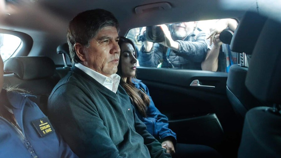 Exsubsecretario chileno de Boric acusado de violación volverá a arresto domiciliario total Exsubsecretario chileno de Boric acusado de violación volverá a arresto domiciliario total