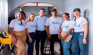 Omar Fern&aacute;ndez entrega ayudas del Fondo Gadiel a ni&ntilde;os con autismo y s&iacute;ndrome de Down