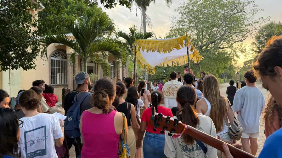 Hakuna Group Music concluye encuentro cristiano internacional