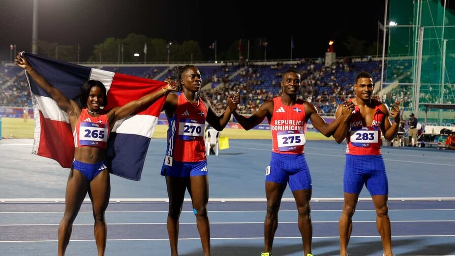 El relevo mixto dominicano de 4x100m gana medalla de oro en los Juegos Centroamericanos y del Caribe El relevo mixto dominicano de 4x100m gana medalla de oro en los Juegos Centroamericanos y del Caribe