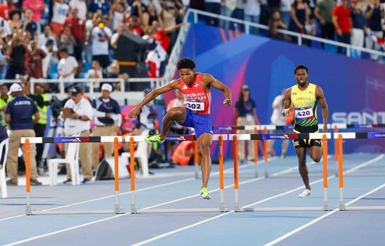 Yeral N&uacute;&ntilde;ez gana la medalla de oro en los 400 metros con vallas