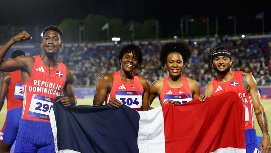 Marileidy culmina remontada dominicana para ganar el oro en el relevo mixto 4x400 metros