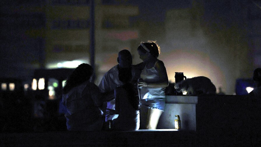 En Cuba, resolver la crisis día tras día pasa factura En Cuba, resolver la crisis día tras día pasa factura