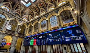Petr&oacute;leo cae por debajo de los US$80 ante expectativas de reabrir el estrecho de Ormuz