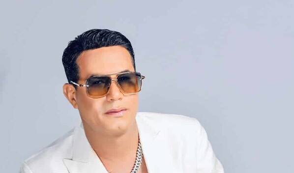 Raul&iacute;n Rodr&iacute;guez volver&aacute; a cantar en Santiago el 15 de agosto