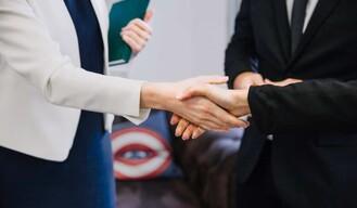 Las tres virtudes esenciales del diplom&aacute;tico de carrera