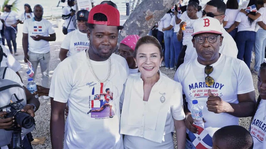 Carolina Mej&iacute;a celebra aniversario de la ciudad de Santo Domingo con respaldo a Marileidy Paulino 