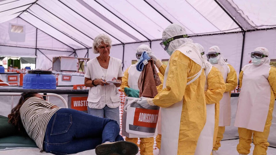 De Kenia a la RDC: así prepara MSF a profesionales sanitarios para combatir al ébola De Kenia a la RDC: así prepara MSF a profesionales sanitarios para combatir al ébola