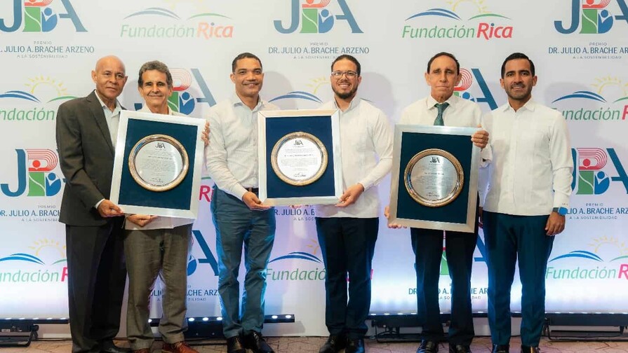 Fundación Rica abre la 6.ª Edición del Premio Dr. Julio A. Brache Arzeno a la Sostenibilidad Fundación Rica abre la 6.ª Edición del Premio Dr. Julio A. Brache Arzeno a la Sostenibilidad