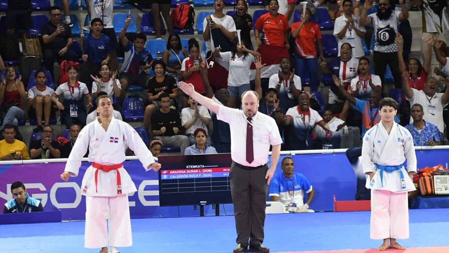 Larry Aracena conquista el oro en kata y completa el doblete dominicano en el karate
