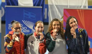 La mexicana Tejeda resiste y se queda con el oro en espada femenina