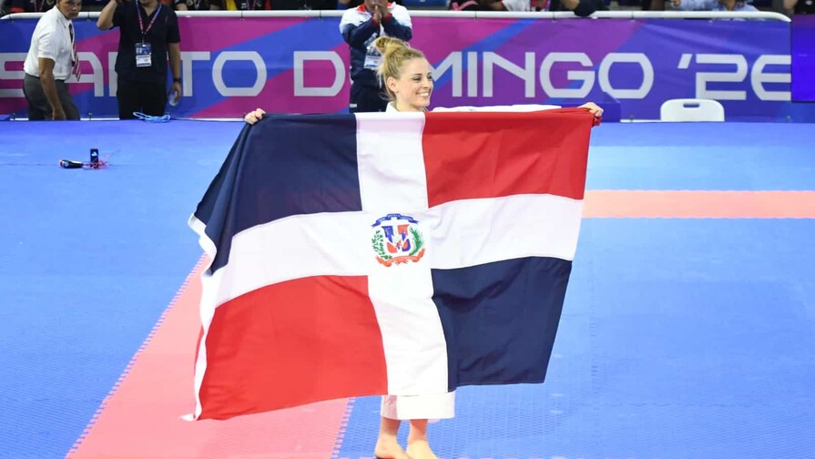 Mar&iacute;a Dimitrova agranda su leyenda con su sexto oro seguido en JCC