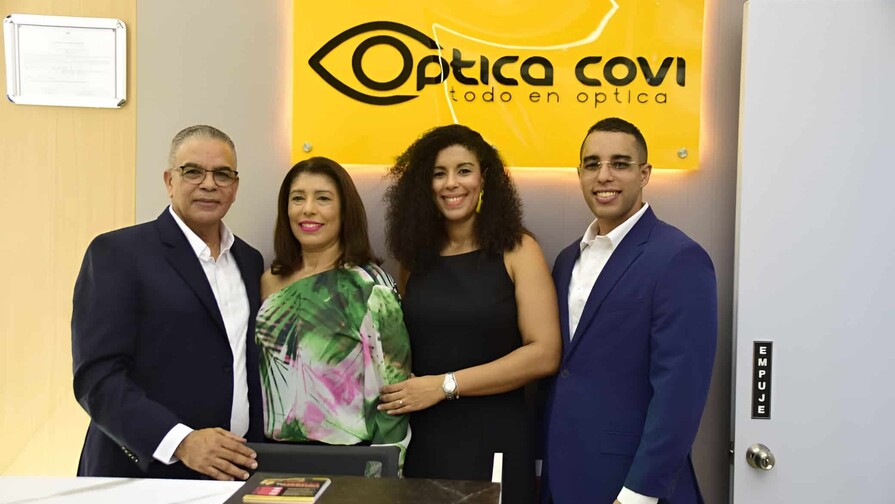 Óptica Covi inaugura sucursal en Villa Tapia y amplía su presencia en Hermanas Mirabal Óptica Covi inaugura sucursal en Villa Tapia y amplía su presencia en Hermanas Mirabal