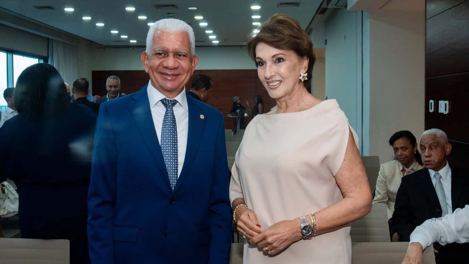 Ricardo de los Santos y Cecilia Garc&iacute;a.