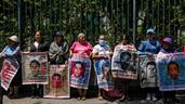 Detienen a exgobernador de Guerrero por el caso de los 43 estudiantes de Ayotzinapa