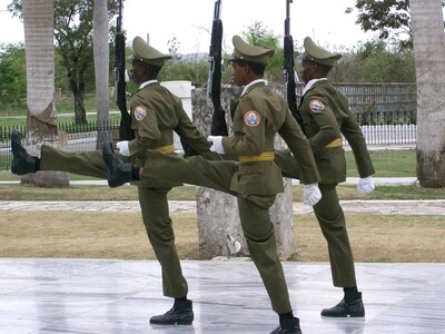 EE.UU. sanciona ministro FF.AA. Cuba, cúpula industria militar