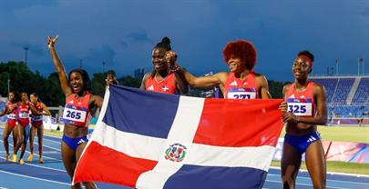 El relevo femenino 4x100 le da a RD su onceava medalla de oro en atletismo con nuevo r&eacute;cord