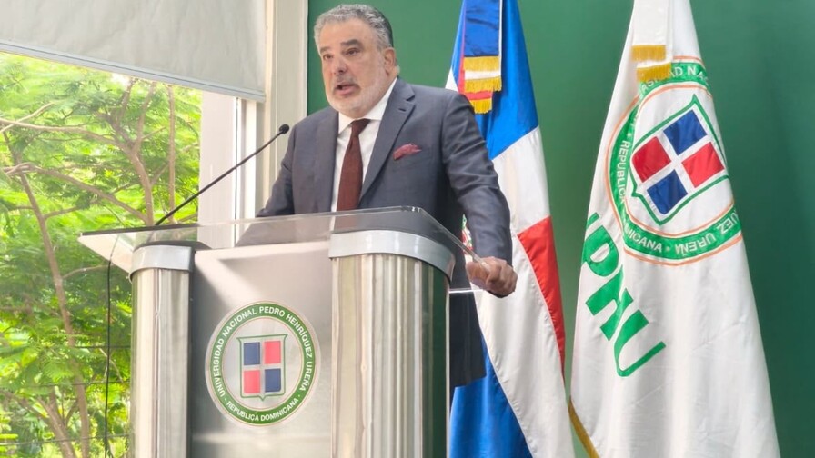 De Marchena plantea transformar el turismo dominicano con más formación, tecnología y sostenibilidad