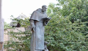Santo Domingo conmemora sus 528 a&ntilde;os con la inauguraci&oacute;n de una escultura de su santo patrono