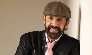 Juan Luis Guerra destaca en la clausura de los Juegos Centroamericanos