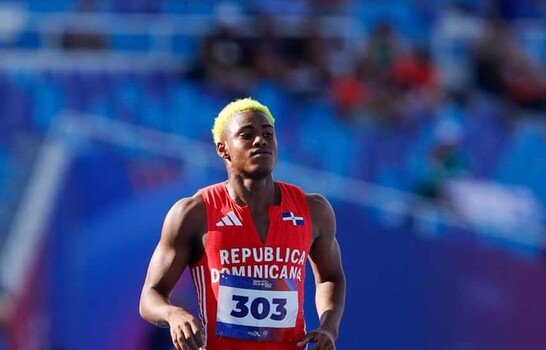 Alexander Ogando gana la plata en los 200 metros de Santo Domingo 2026