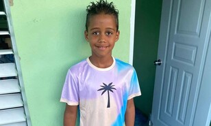 Ni&ntilde;o de 9 a&ntilde;os muere electrocutado mientras jugaba en comunidad de Santiago