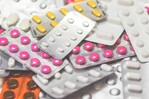 Trece medicamentos de alto costo tendrán cobertura total y sin copagos en Seguro Familiar de Salud