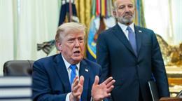 Trump acuerda pagar 1,220 millones por cancelar tres grandes proyectos e&oacute;licos en EE. UU.