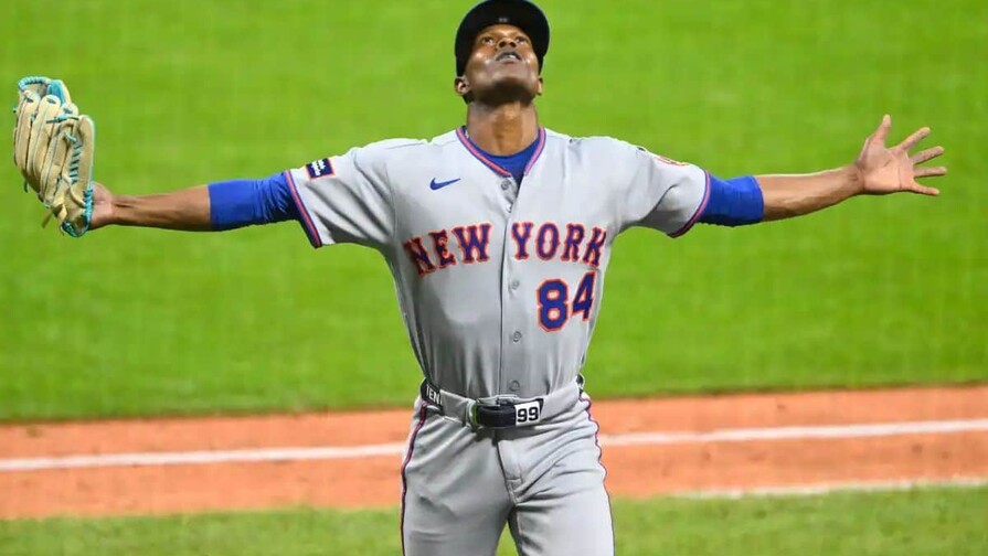 El largo y accidentado viaje de Yan a MLB que le tom&oacute; casi tres lustros