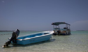 Restricciones mar&iacute;timas: &iquest;Qui&eacute;nes son los perjudicados cuando el mar impone una pausa?