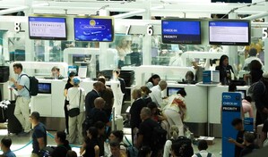 Italia dice que no acepta ultimátums y mantendrá la suspensión del Schengen con España