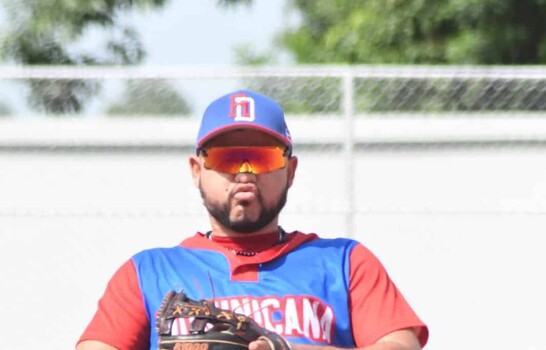 Dominicana vence a M&eacute;xico en softbol y mantiene vivas sus esperanzas para pelear por el oro