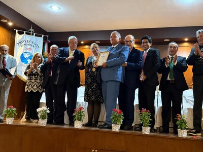 Reconocen a embajador Juan Bolívar Díaz en México