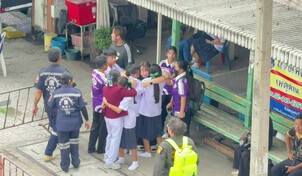 Un adolescente mata a sus abuelos y a cinco personas m&aacute;s en un colegio de Tailandia