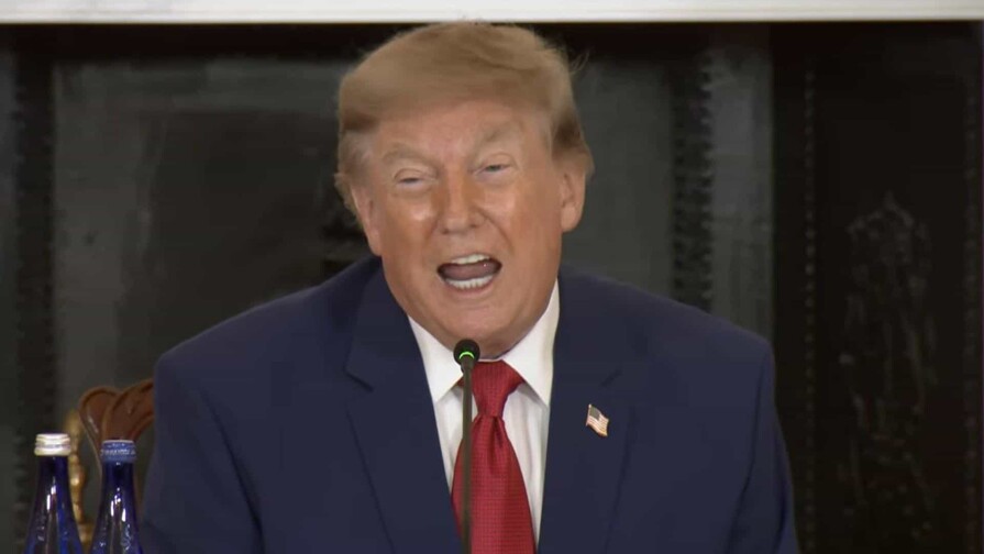 Trump anuncia una inversión de 100 millones de dólares para las escuelas de minería