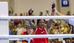 Estefani Alm&aacute;nzar conquista el oro en los 54 kg. del boxeo