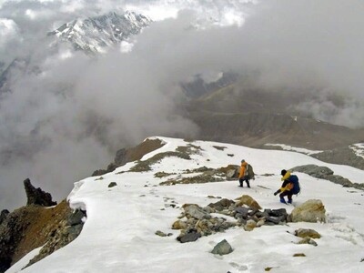 Aparecen cuerpos de alpinistas desaparecidos en Nepal en 2025