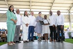 Más de 400 familias reciben títulos de propiedad en Azua Más de 400 familias reciben títulos de propiedad en Azua