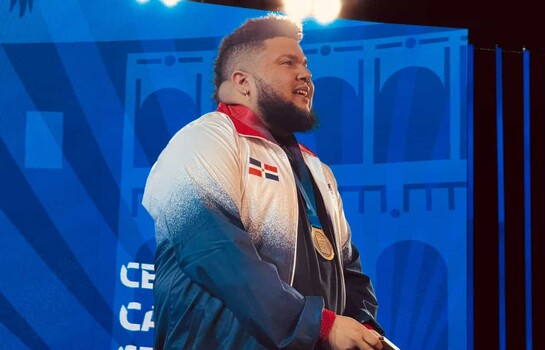 Sa&uacute;l Mena le da el primer oro a RD en eSports