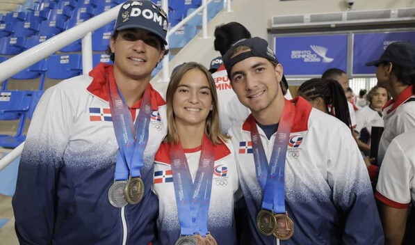 Atletas medallistas elevan la bandera dominicana y exhortan a los j&oacute;venes a incursionar en el deporte