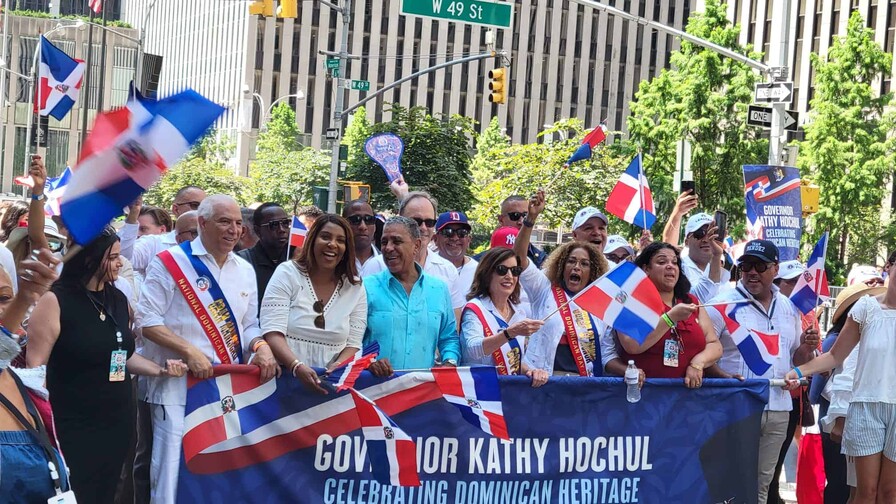 Autoridades de Nueva York se suman al Desfile Nacional Dominicano en Manhattan Autoridades de Nueva York se suman al Desfile Nacional Dominicano en Manhattan