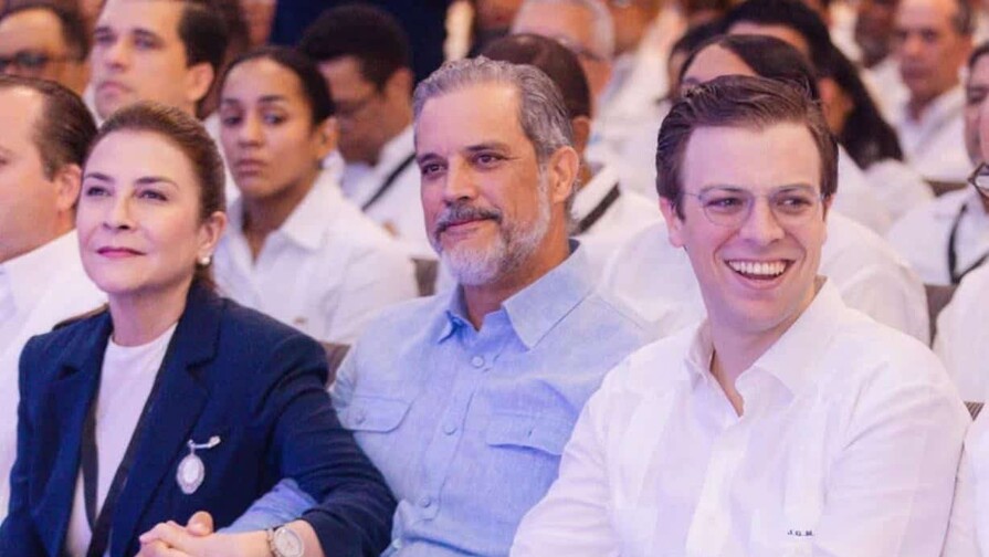 "Asumo el compromiso": as&iacute; es el perfil del hijo de Carolina que la sustituye en Secretar&iacute;a del PRM