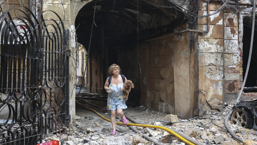 Destruido un almacén humanitario de la OMS en Ucrania Destruido un almacén humanitario de la OMS en Ucrania