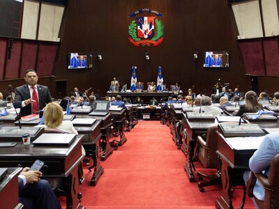 Diputados acumulan rachas de ausencias sin ningún control